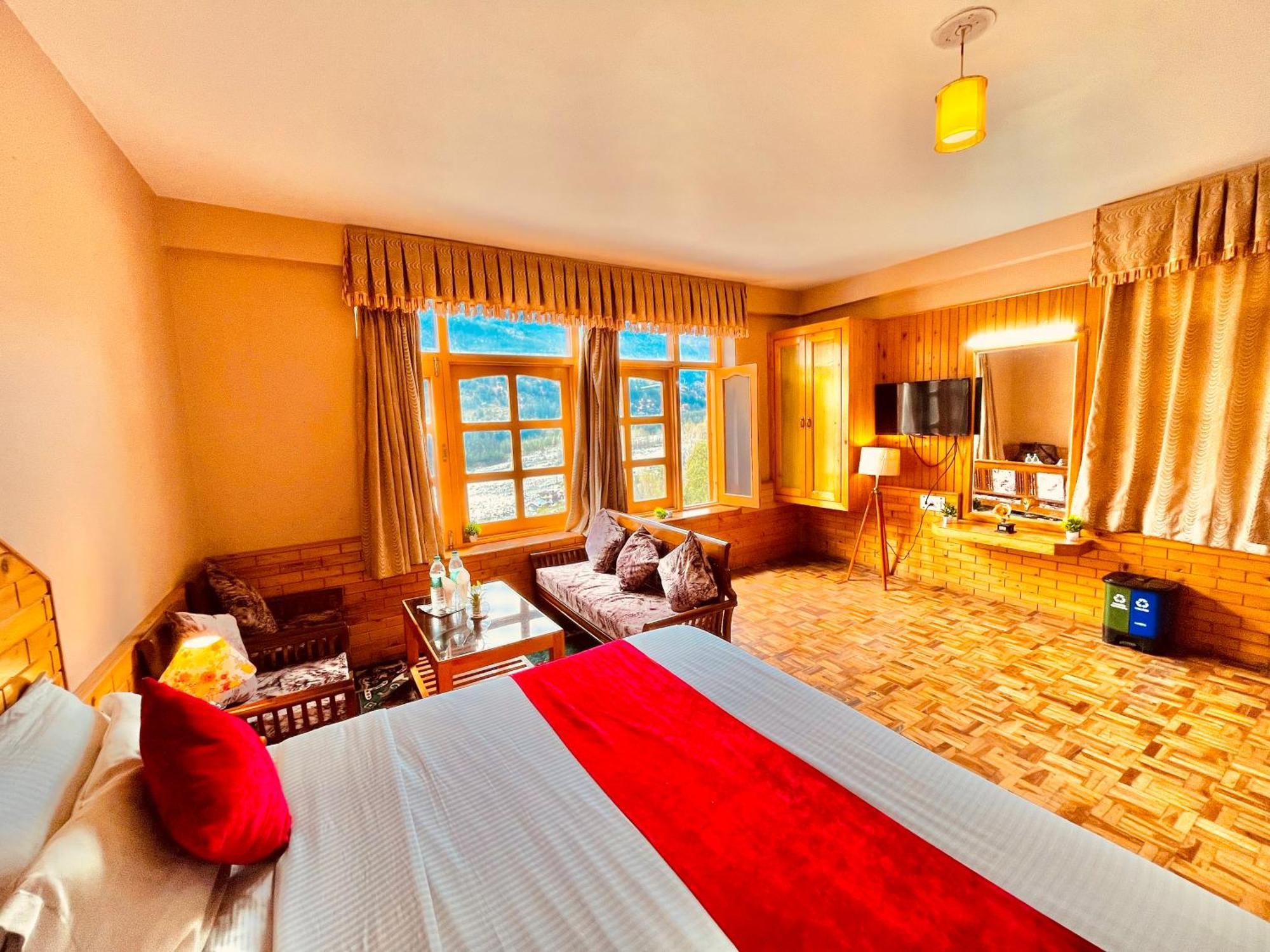 The Hollywood Vibes - #Riverview #Premium Rooms #Prime Location #Most Awarded #Parking #Top Rated #Open Terrace #Best Selling Hotel In Manali Esterno foto