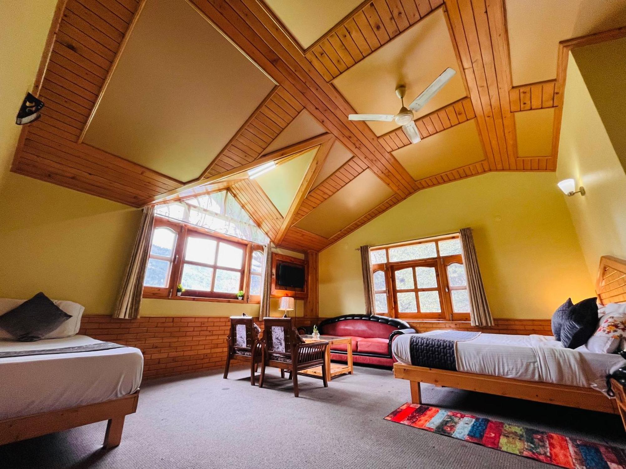 The Hollywood Vibes - #Riverview #Premium Rooms #Prime Location #Most Awarded #Parking #Top Rated #Open Terrace #Best Selling Hotel In Manali Esterno foto
