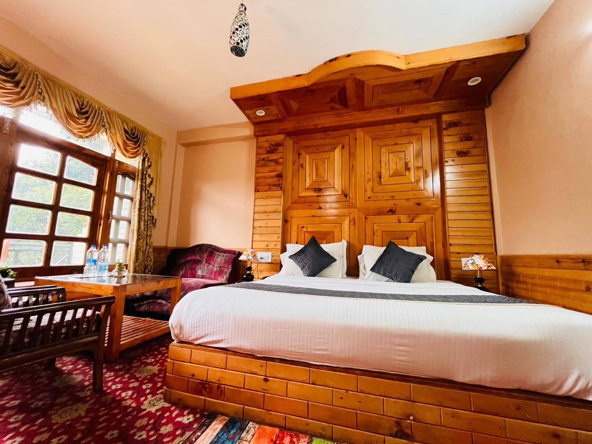 The Hollywood Vibes - #Riverview #Premium Rooms #Prime Location #Most Awarded #Parking #Top Rated #Open Terrace #Best Selling Hotel In Manali Esterno foto