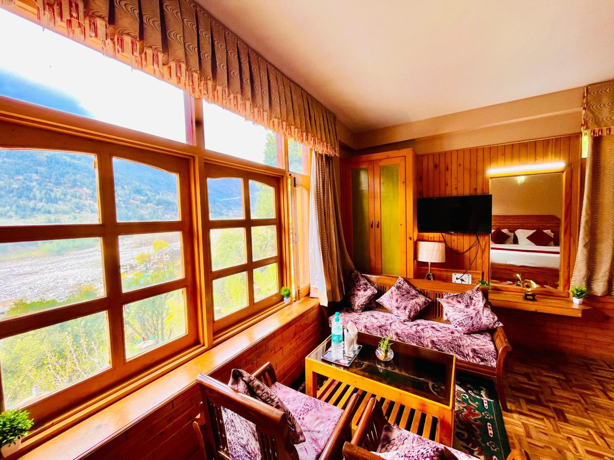 The Hollywood Vibes - #Riverview #Premium Rooms #Prime Location #Most Awarded #Parking #Top Rated #Open Terrace #Best Selling Hotel In Manali Esterno foto