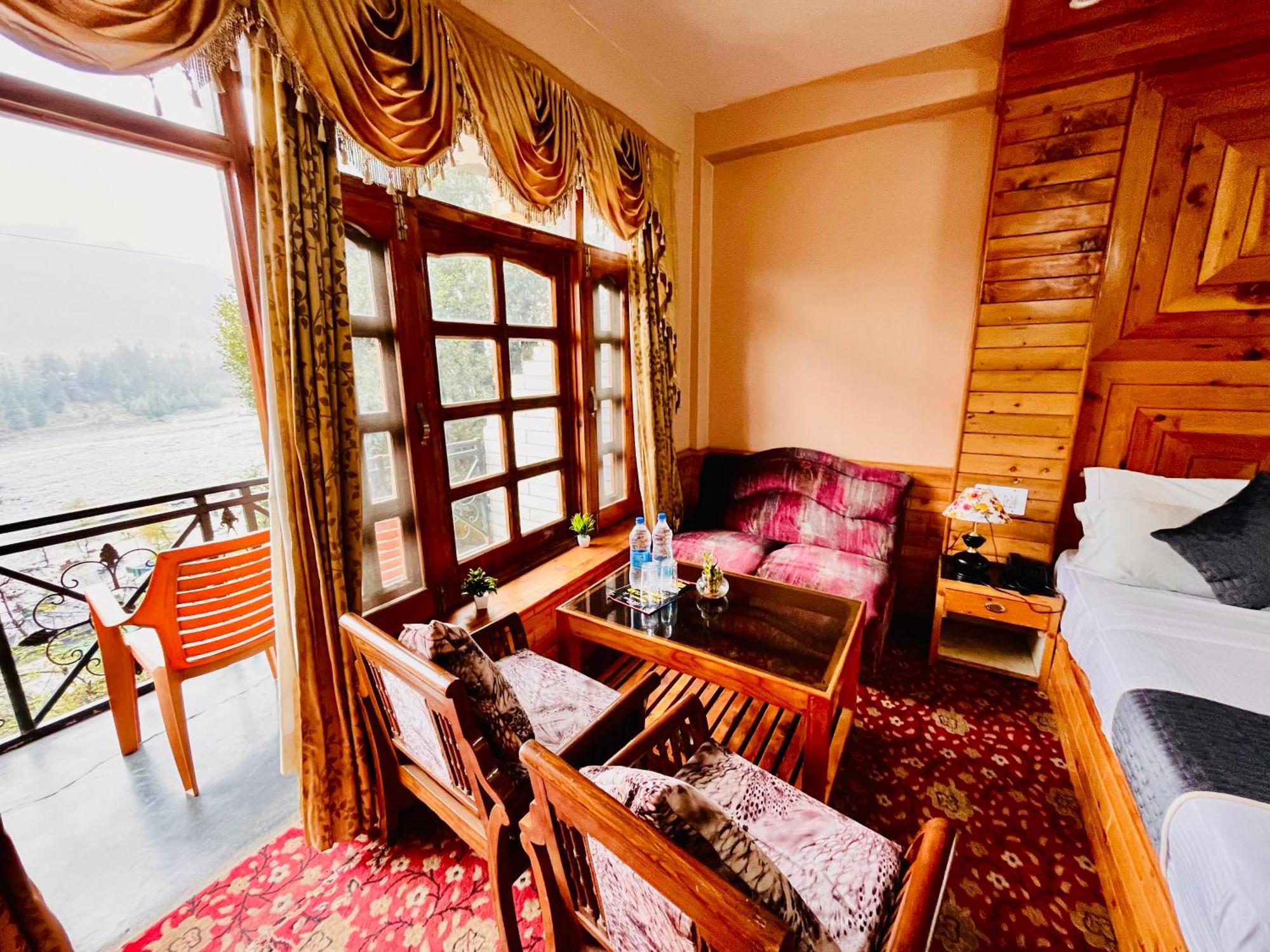 The Hollywood Vibes - #Riverview #Premium Rooms #Prime Location #Most Awarded #Parking #Top Rated #Open Terrace #Best Selling Hotel In Manali Esterno foto