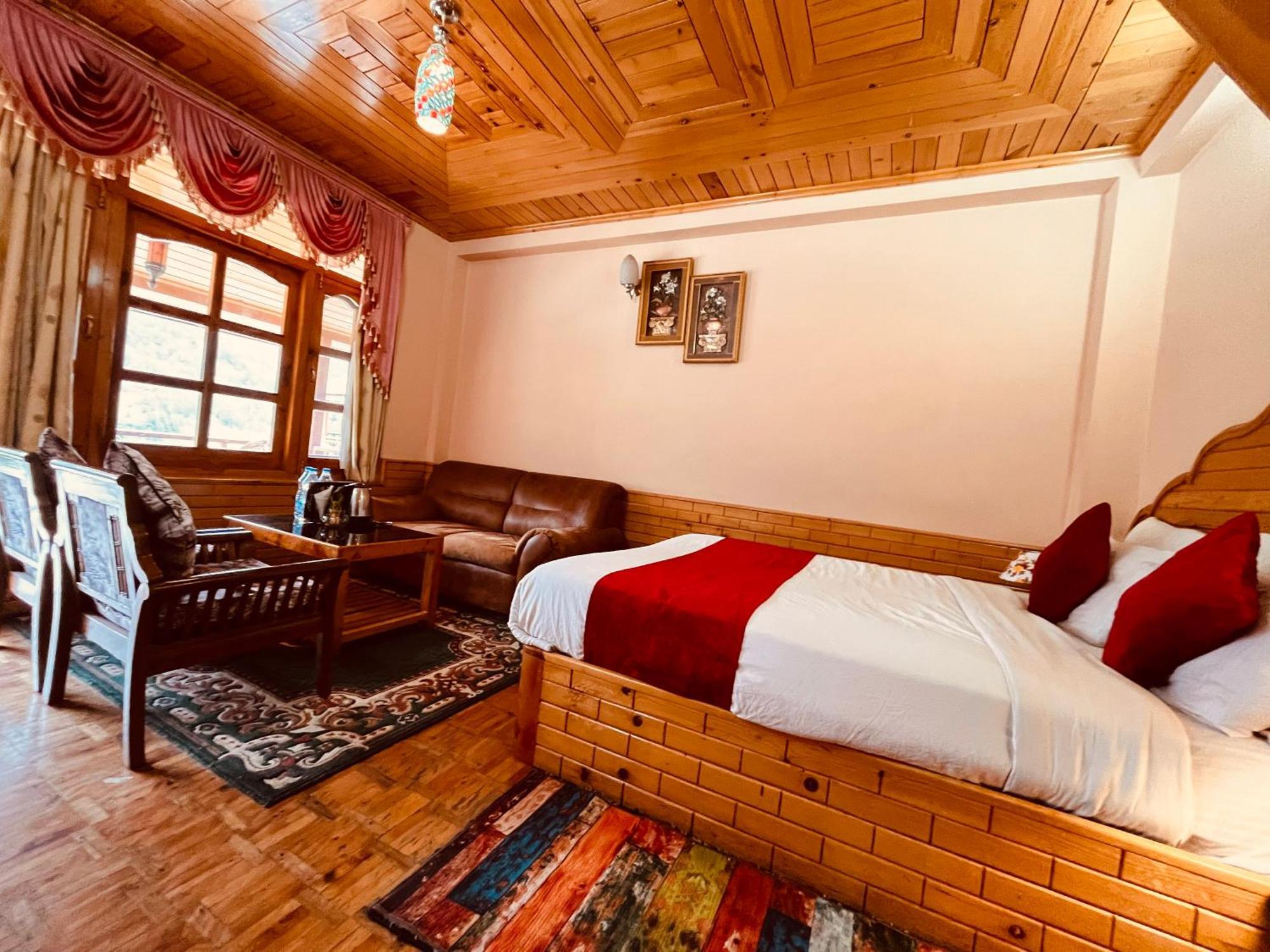 The Hollywood Vibes - #Riverview #Premium Rooms #Prime Location #Most Awarded #Parking #Top Rated #Open Terrace #Best Selling Hotel In Manali Esterno foto