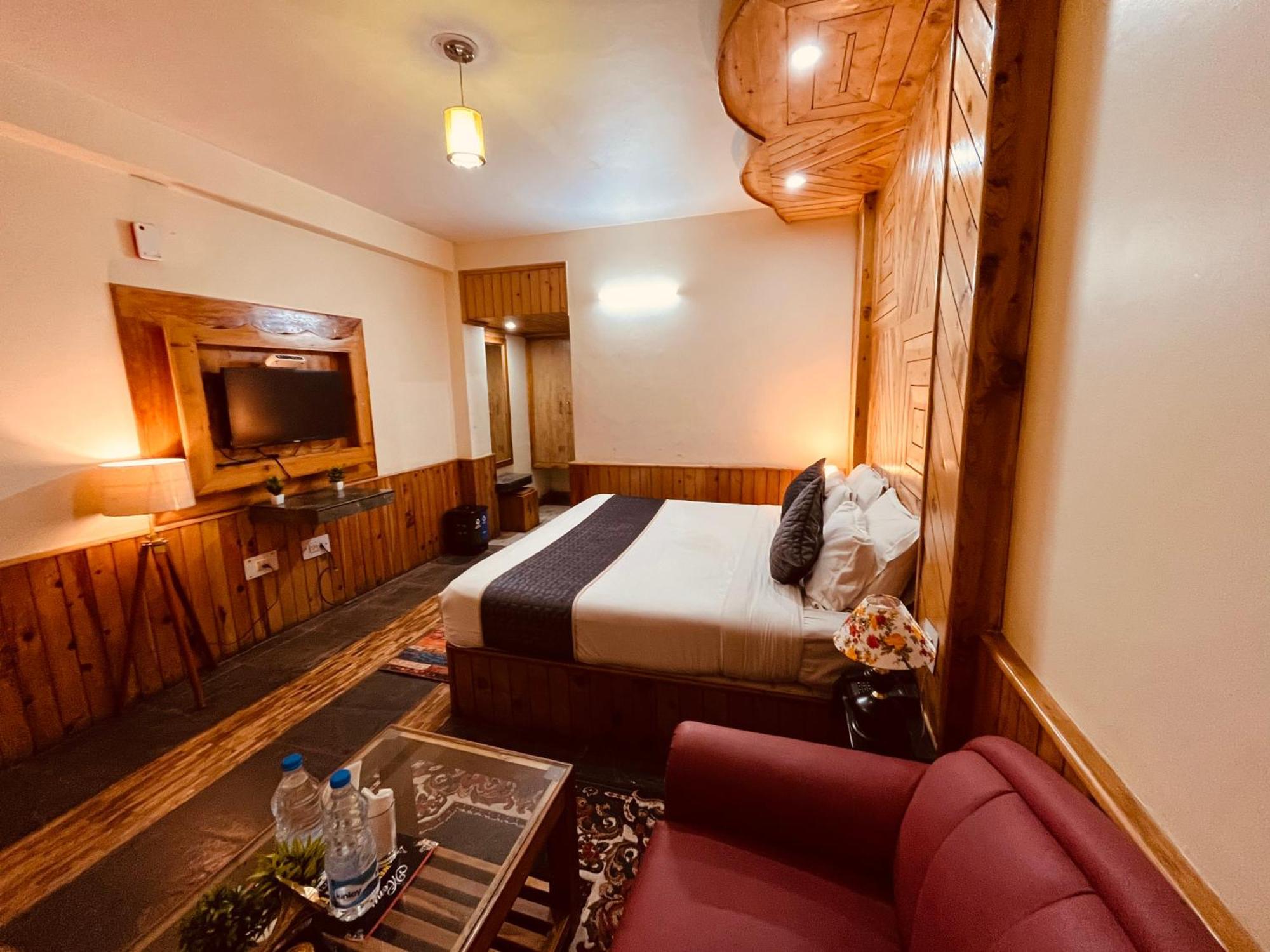 The Hollywood Vibes - #Riverview #Premium Rooms #Prime Location #Most Awarded #Parking #Top Rated #Open Terrace #Best Selling Hotel In Manali Esterno foto